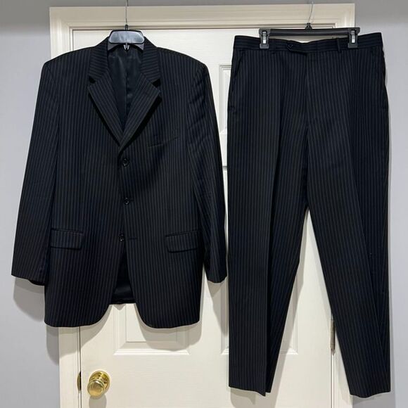 Jones New York Black Pinstripe Wool Men's 2pc Jacket Trousers Pants Suit 42L - Picture 1 of 10